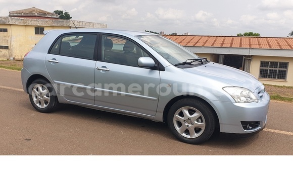 Acheter Occasion Voiture Toyota Runx Bleu à Yaoundé, Central Cameroon Acheter Occasion Voiture Toyota Runx Bleu à Yaoundé, Central Cameroon