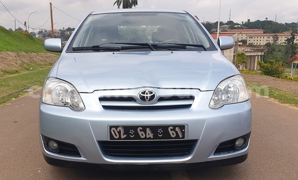 Acheter Occasion Voiture Toyota Runx Bleu à Yaoundé, Central Cameroon Acheter Occasion Voiture Toyota Runx Bleu à Yaoundé, Central Cameroon
