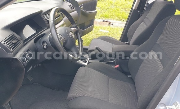 Acheter Occasion Voiture Toyota Runx Bleu à Yaoundé, Central Cameroon Acheter Occasion Voiture Toyota Runx Bleu à Yaoundé, Central Cameroon