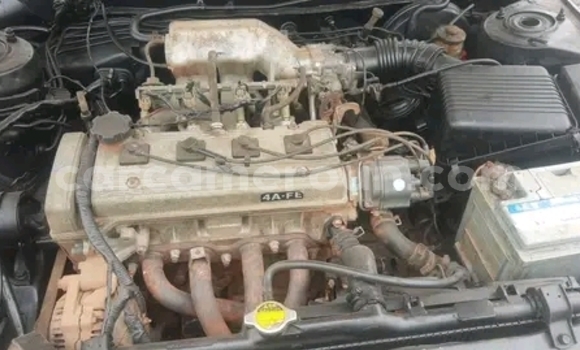 Sayi Na hannu Abarth 124 Spider Azurfa Mota in Yaounde a Babban Kamaru