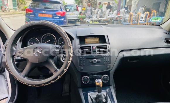 Acheter Import Voiture Mercedes‒Benz C–Class Gris à Douala, Littoral Cameroon Acheter Import Voiture Mercedes‒Benz C–Class Gris à Douala, Littoral Cameroon
