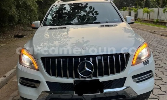 Acheter Occasion Voiture Mercedes‒Benz ML–Class Blanc à Yaoundé, Central Cameroon