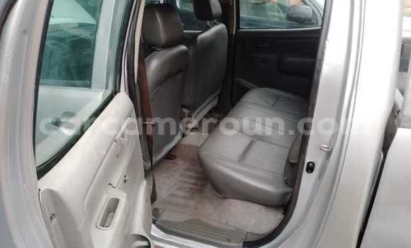 Acheter Occasion Voiture Toyota Hilux Bleu à Douala, Littoral Cameroon Acheter Occasion Voiture Toyota Hilux Bleu à Douala, Littoral Cameroon