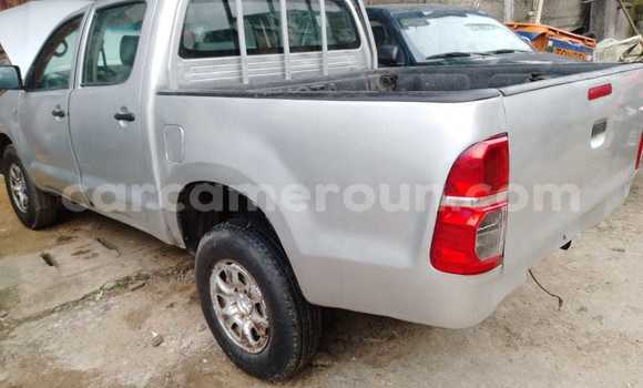 Acheter Occasion Voiture Toyota Hilux Bleu à Douala, Littoral Cameroon Acheter Occasion Voiture Toyota Hilux Bleu à Douala, Littoral Cameroon