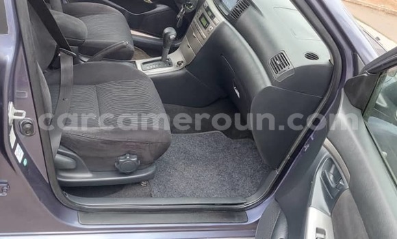 Sayi Na hannu Toyota Corolla Blue Mota in Yaounde a Babban Kamaru Sayi Na hannu Toyota Corolla Blue Mota in Yaounde a Babban Kamaru