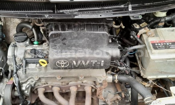 Acheter Occasion Voiture Toyota Yaris Gris à Yaoundé, Central Cameroon Acheter Occasion Voiture Toyota Yaris Gris à Yaoundé, Central Cameroon