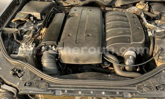 Buy Used Mercedes‒Benz E–Class Blue Car in Yaounde in Central Cameroon Buy Used Mercedes‒Benz E–Class Blue Car in Yaounde in Central Cameroon