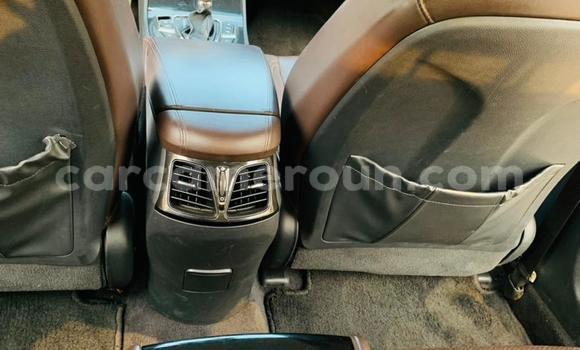 Sayi Na hannu Hyundai Grandeur Black Mota in Yaounde a Babban Kamaru Sayi Na hannu Hyundai Grandeur Black Mota in Yaounde a Babban Kamaru