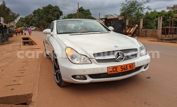 Buy Used Mercedes‒Benz CLS–Class White Car in Yaounde in Central Cameroon