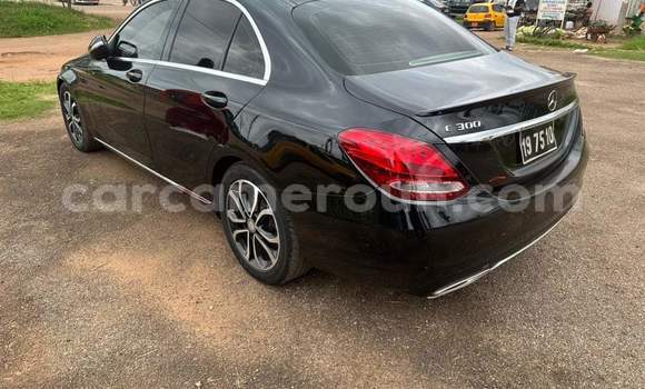 Acheter Occasion Voiture Mercedes‒Benz C–Class Noir à Yaoundé, Central Cameroon Acheter Occasion Voiture Mercedes‒Benz C–Class Noir à Yaoundé, Central Cameroon