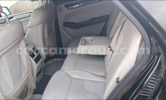 Acheter Occasion Voiture Mercedes‒Benz ML–Class Noir à Yaoundé, Central Cameroon Acheter Occasion Voiture Mercedes‒Benz ML–Class Noir à Yaoundé, Central Cameroon