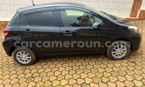 Acheter Occasion Voiture Toyota Yaris Noir à Yaoundé, Central Cameroon Acheter Occasion Voiture Toyota Yaris Noir à Yaoundé, Central Cameroon