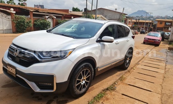 Buy Used Honda CR–V White Car in Yaounde in Central Cameroon Buy Used Honda CR–V White Car in Yaounde in Central Cameroon