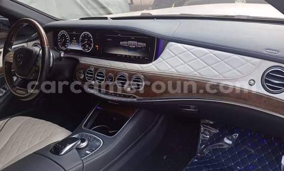 Sayi Na hannu Mercedes‒Benz Maybach S-klasse Azurfa Mota in Yaounde a Babban Kamaru Sayi Na hannu Mercedes‒Benz Maybach S-klasse Azurfa Mota in Yaounde a Babban Kamaru