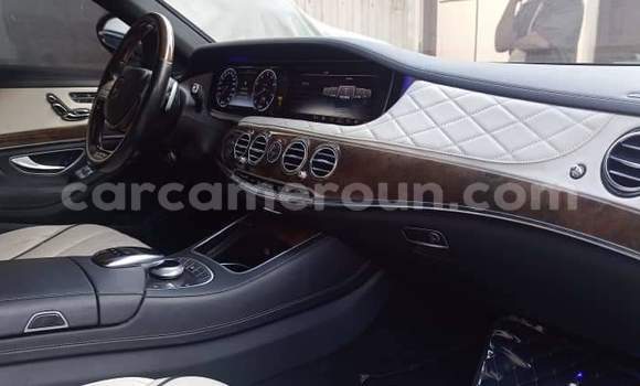 Sayi Na hannu Mercedes‒Benz Maybach S-klasse Azurfa Mota in Yaounde a Babban Kamaru Sayi Na hannu Mercedes‒Benz Maybach S-klasse Azurfa Mota in Yaounde a Babban Kamaru