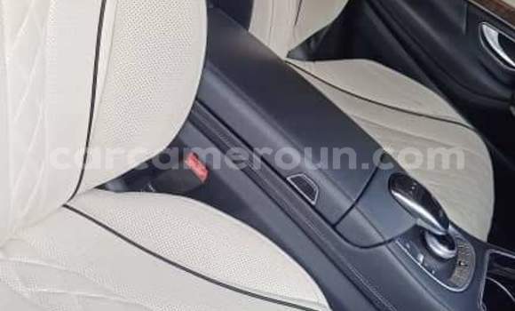 Sayi Na hannu Mercedes‒Benz Maybach S-klasse Azurfa Mota in Yaounde a Babban Kamaru Sayi Na hannu Mercedes‒Benz Maybach S-klasse Azurfa Mota in Yaounde a Babban Kamaru