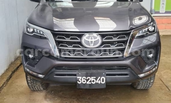 Acheter Neuf Voiture Toyota Fortuner Noir à Douala, Littoral Cameroon