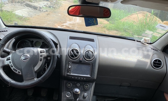 Sayi Imported Nissan Qashqai Black Mota in Douala a Ƙasar Kamaru Sayi Imported Nissan Qashqai Black Mota in Douala a Ƙasar Kamaru