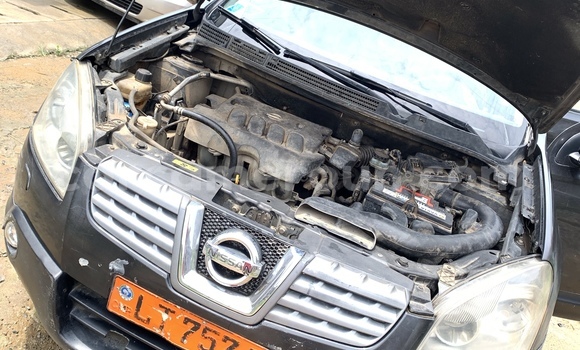 Sayi Imported Nissan Qashqai Black Mota in Douala a Ƙasar Kamaru Sayi Imported Nissan Qashqai Black Mota in Douala a Ƙasar Kamaru