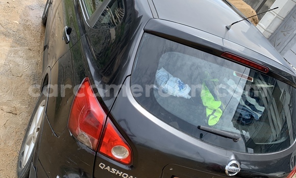 Sayi Imported Nissan Qashqai Black Mota in Douala a Ƙasar Kamaru Sayi Imported Nissan Qashqai Black Mota in Douala a Ƙasar Kamaru