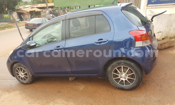 Acheter Occasion Voiture Toyota Yaris Bleu à Yaoundé, Central Cameroon Acheter Occasion Voiture Toyota Yaris Bleu à Yaoundé, Central Cameroon