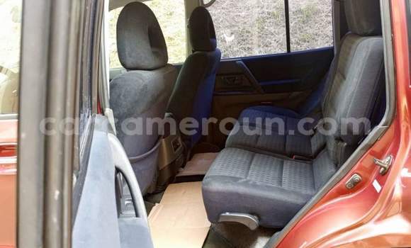 Sayi Na hannu Mitsubishi Montero Red Mota in Yaounde a Babban Kamaru