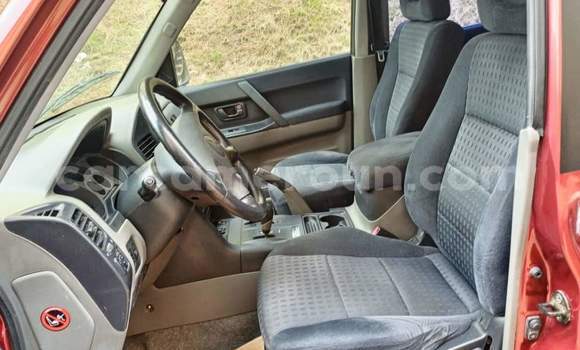 Acheter Occasion Voiture Mitsubishi Montero Rouge à Yaoundé, Central Cameroon Acheter Occasion Voiture Mitsubishi Montero Rouge à Yaoundé, Central Cameroon