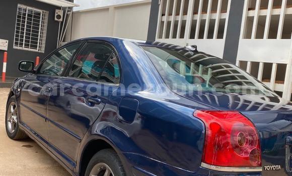 Sayi Na hannu Toyota Avensis Blue Mota in Yaounde a Babban Kamaru Sayi Na hannu Toyota Avensis Blue Mota in Yaounde a Babban Kamaru