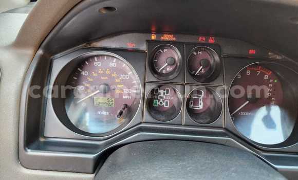 Sayi Na hannu Mitsubishi Montero White Mota in Yaounde a Babban Kamaru Sayi Na hannu Mitsubishi Montero White Mota in Yaounde a Babban Kamaru