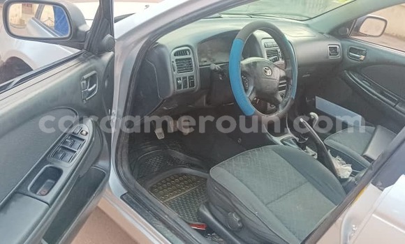 Sayi Na hannu Toyota Avensis Azurfa Mota in Yaounde a Babban Kamaru Sayi Na hannu Toyota Avensis Azurfa Mota in Yaounde a Babban Kamaru