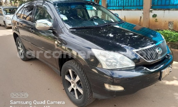 Acheter Occasion Voiture Toyota Harrier Noir à Yaoundé, Central Cameroon Acheter Occasion Voiture Toyota Harrier Noir à Yaoundé, Central Cameroon