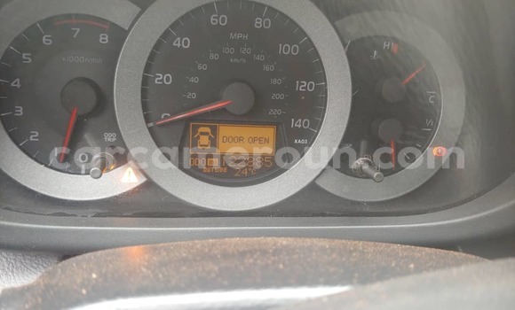 Buy Used Toyota RAV4 Silver Car in Yaounde in Central Cameroon Buy Used Toyota RAV4 Silver Car in Yaounde in Central Cameroon