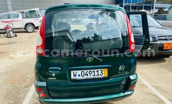Sayi Imported Toyota Yaris Verso Green Mota in Douala a Ƙasar Kamaru Sayi Imported Toyota Yaris Verso Green Mota in Douala a Ƙasar Kamaru