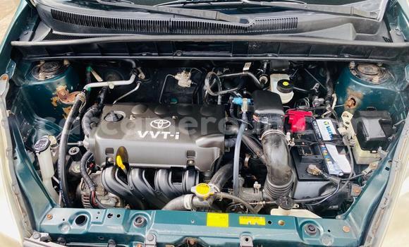 Sayi Imported Toyota Yaris Verso Green Mota in Douala a Ƙasar Kamaru Sayi Imported Toyota Yaris Verso Green Mota in Douala a Ƙasar Kamaru