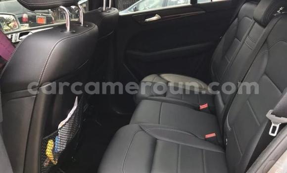 Acheter Occasion Voiture Mercedes‒Benz ML–Class Gris à Yaoundé, Central Cameroon Acheter Occasion Voiture Mercedes‒Benz ML–Class Gris à Yaoundé, Central Cameroon