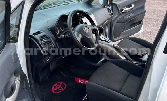 Acheter Occasion Voiture Toyota Auris Blanc à Yaoundé, Central Cameroon Acheter Occasion Voiture Toyota Auris Blanc à Yaoundé, Central Cameroon