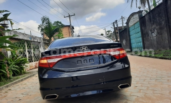 Acheter Occasion Voiture Hyundai Grandeur Noir à Yaoundé, Central Cameroon Acheter Occasion Voiture Hyundai Grandeur Noir à Yaoundé, Central Cameroon