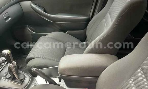Acheter Occasion Voiture Toyota Avensis Bleu à Yaoundé, Central Cameroon Acheter Occasion Voiture Toyota Avensis Bleu à Yaoundé, Central Cameroon