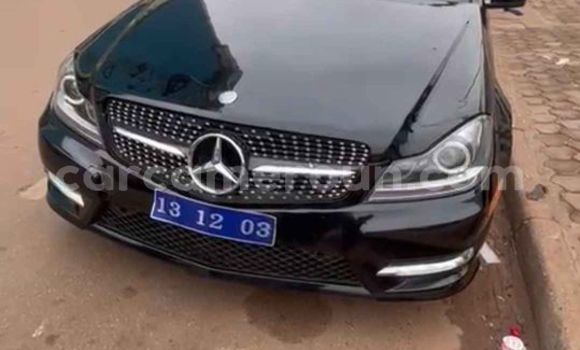 Acheter Occasion Voiture Mercedes Viano Noir à Yaoundé, Central Cameroon Acheter Occasion Voiture Mercedes Viano Noir à Yaoundé, Central Cameroon