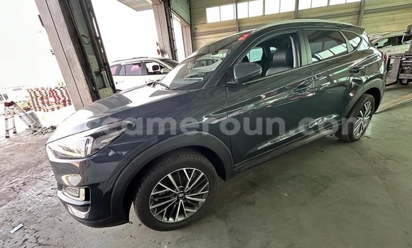 Sayi Na hannu Hyundai Tucson Black Mota in Yaounde a Babban Kamaru Sayi Na hannu Hyundai Tucson Black Mota in Yaounde a Babban Kamaru