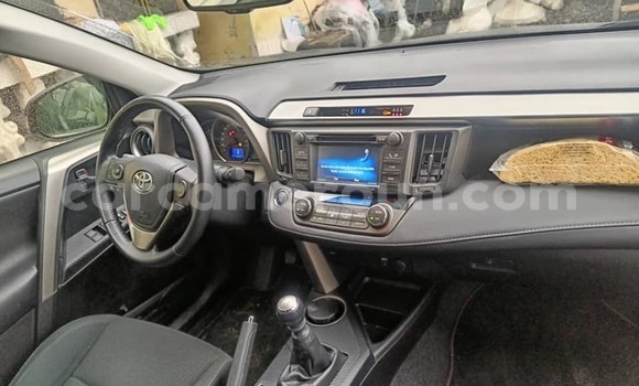 Acheter Occasion Voiture Toyota RAV4 Autre à Yaoundé, Central Cameroon Acheter Occasion Voiture Toyota RAV4 Autre à Yaoundé, Central Cameroon