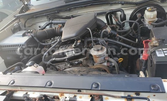 Acheter Occasion Voiture Toyota Tacoma Blanc à Yaoundé, Central Cameroon Acheter Occasion Voiture Toyota Tacoma Blanc à Yaoundé, Central Cameroon