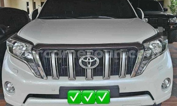 Acheter Occasion Voiture Toyota Prado Blanc à Yaoundé, Central Cameroon