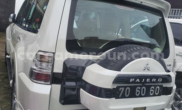 Acheter Occasion Voiture Mitsubishi Pajero Blanc à Yaoundé, Central Cameroon Acheter Occasion Voiture Mitsubishi Pajero Blanc à Yaoundé, Central Cameroon