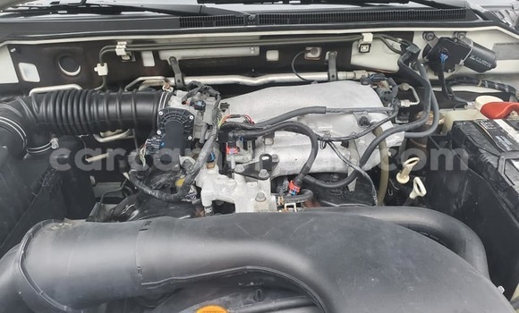 Acheter Occasion Voiture Mitsubishi Pajero Blanc à Yaoundé, Central Cameroon Acheter Occasion Voiture Mitsubishi Pajero Blanc à Yaoundé, Central Cameroon