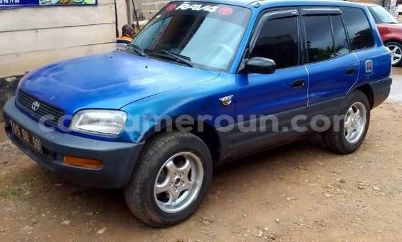 Acheter Occasion Voiture Toyota RAV4 Bleu à Yaoundé, Central Cameroon Acheter Occasion Voiture Toyota RAV4 Bleu à Yaoundé, Central Cameroon