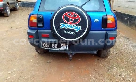 Acheter Occasion Voiture Toyota RAV4 Bleu à Yaoundé, Central Cameroon Acheter Occasion Voiture Toyota RAV4 Bleu à Yaoundé, Central Cameroon
