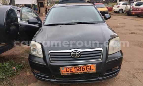 Sayi Na hannu Toyota Avensis Black Mota in Yaounde a Babban Kamaru