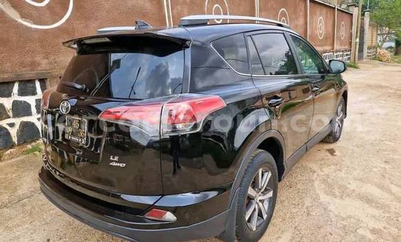 Acheter Occasion Voiture Toyota RAV4 Noir à Yaoundé, Central Cameroon Acheter Occasion Voiture Toyota RAV4 Noir à Yaoundé, Central Cameroon