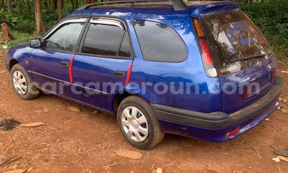 Acheter Occasion Voiture Toyota Corolla Bleu à Yaoundé, Central Cameroon Acheter Occasion Voiture Toyota Corolla Bleu à Yaoundé, Central Cameroon
